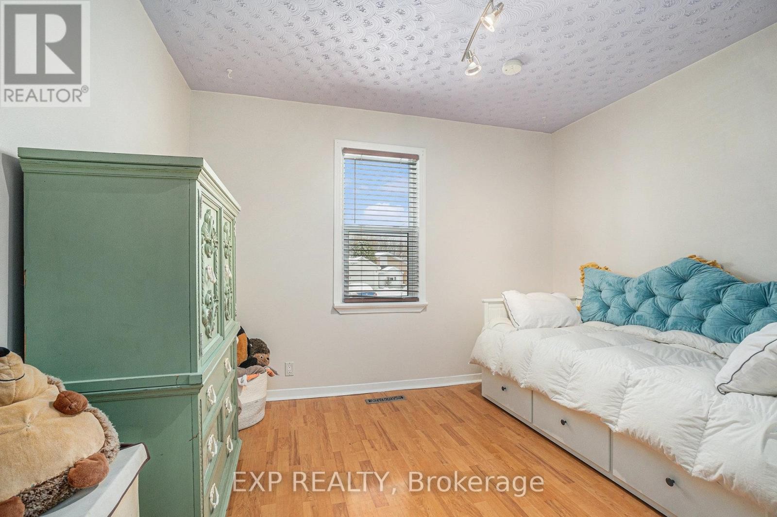 












659 MONTCALM STREET

,
Casselman,




Ontario
K0A1M0

