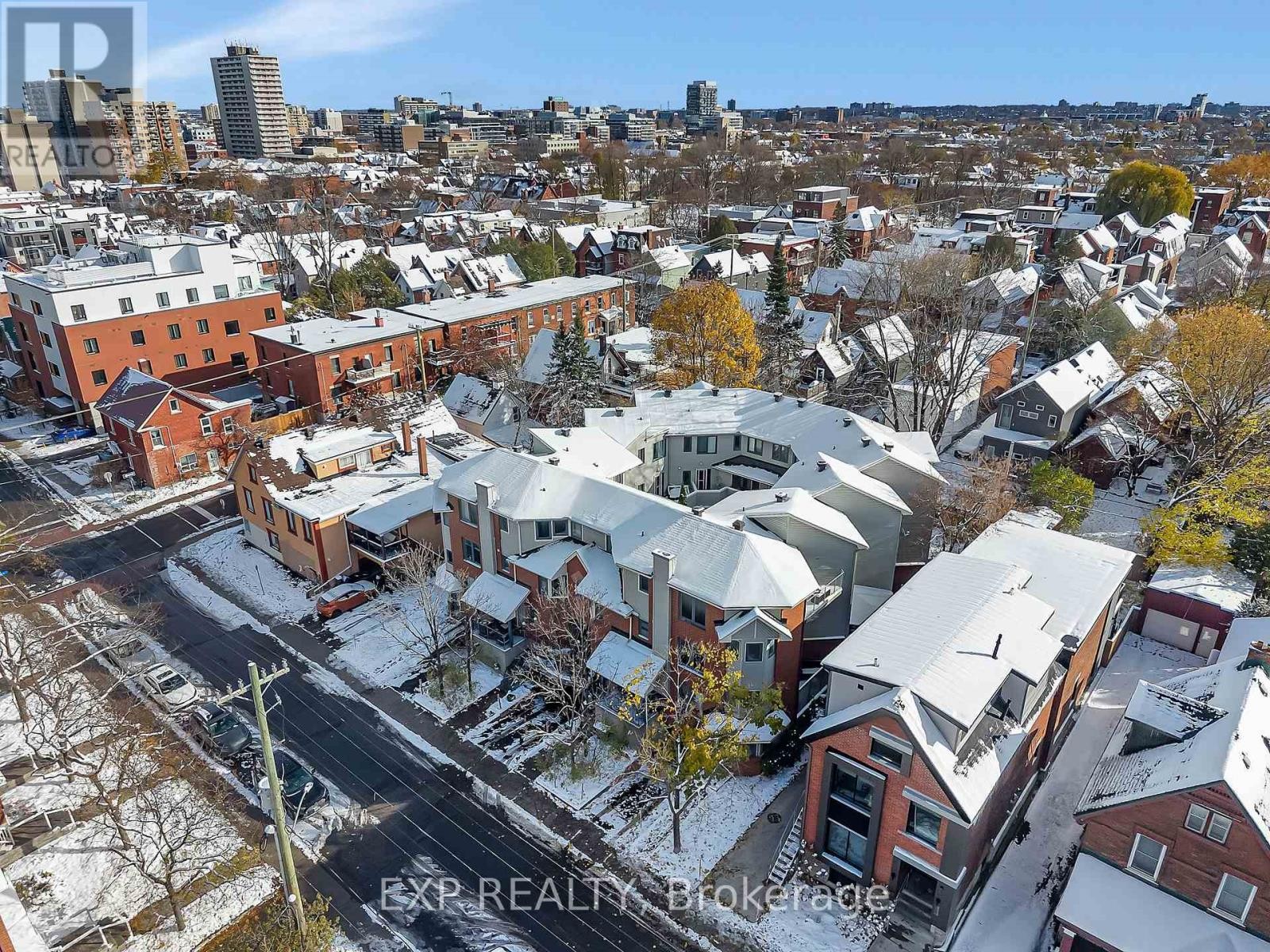












2 - 518 LISGAR STREET

,
Ottawa,




Ontario
K1R5H5

