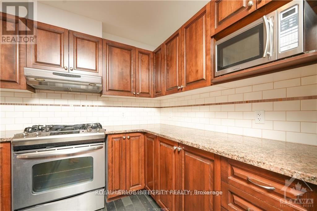 












432 TEMISKAMING CRESCENT

,
Ottawa,




Ontario
K2J0V5

