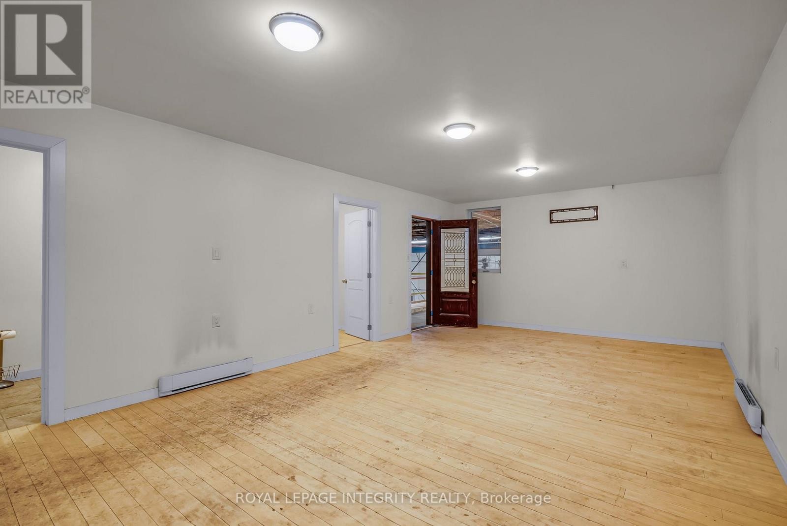 












16 - 3205 SWANSEA CRESCENT

,
Ottawa,




Ontario
K1G3W5

