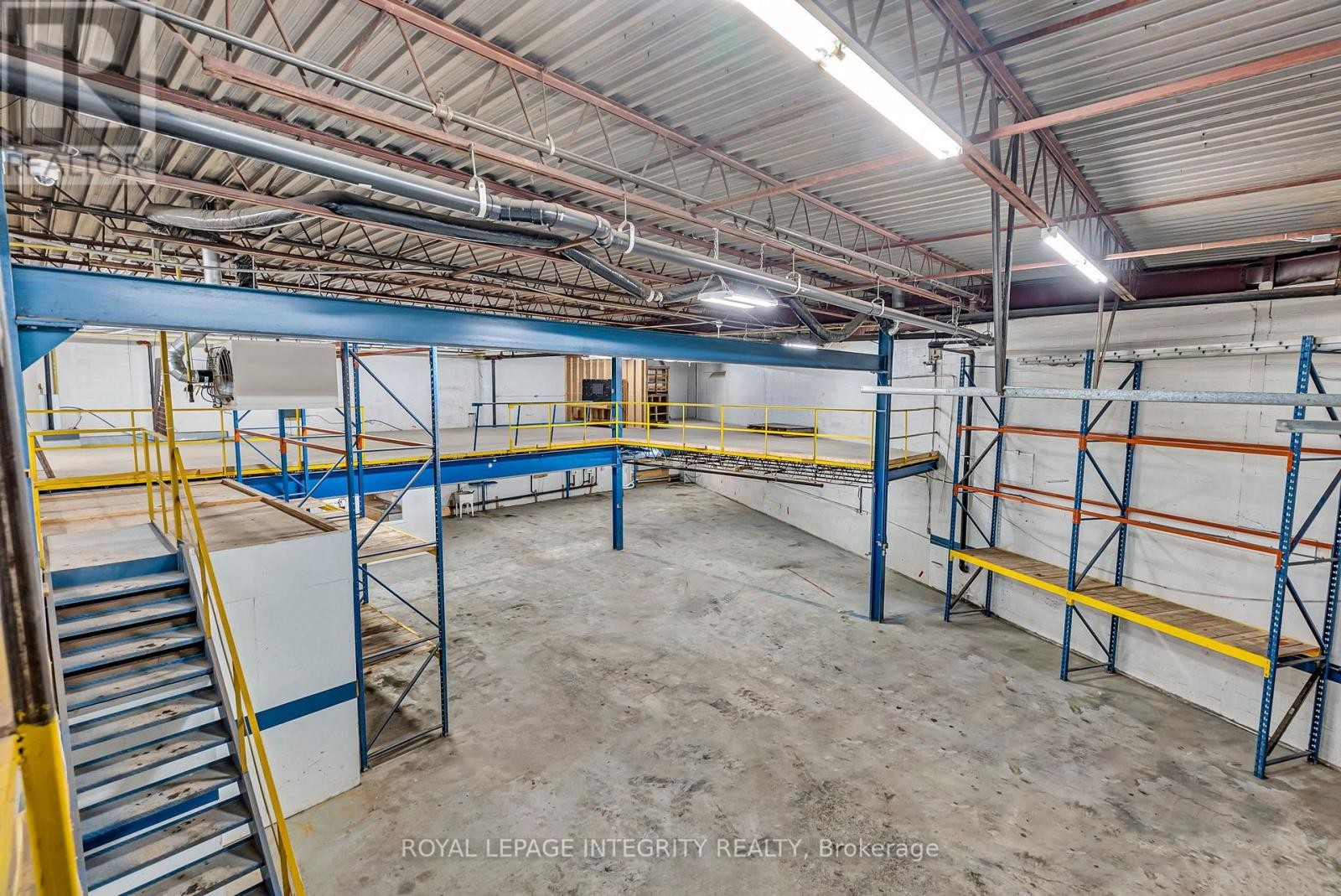 












16 - 3205 SWANSEA CRESCENT

,
Ottawa,




Ontario
K1G3W5

