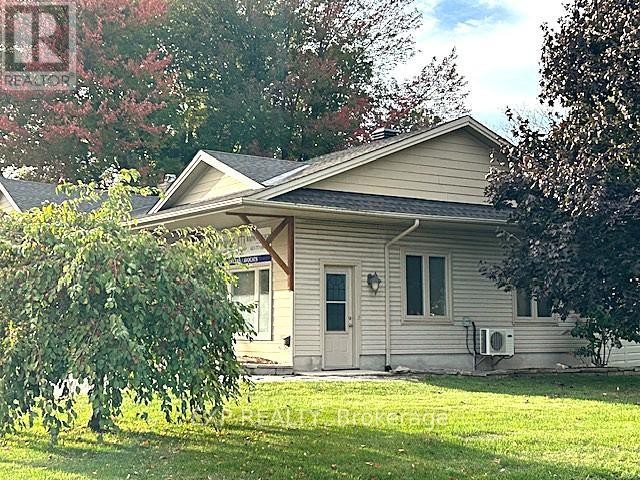 












88 CRAIG STREET

,
Russell,




Ontario
K4R1A6

