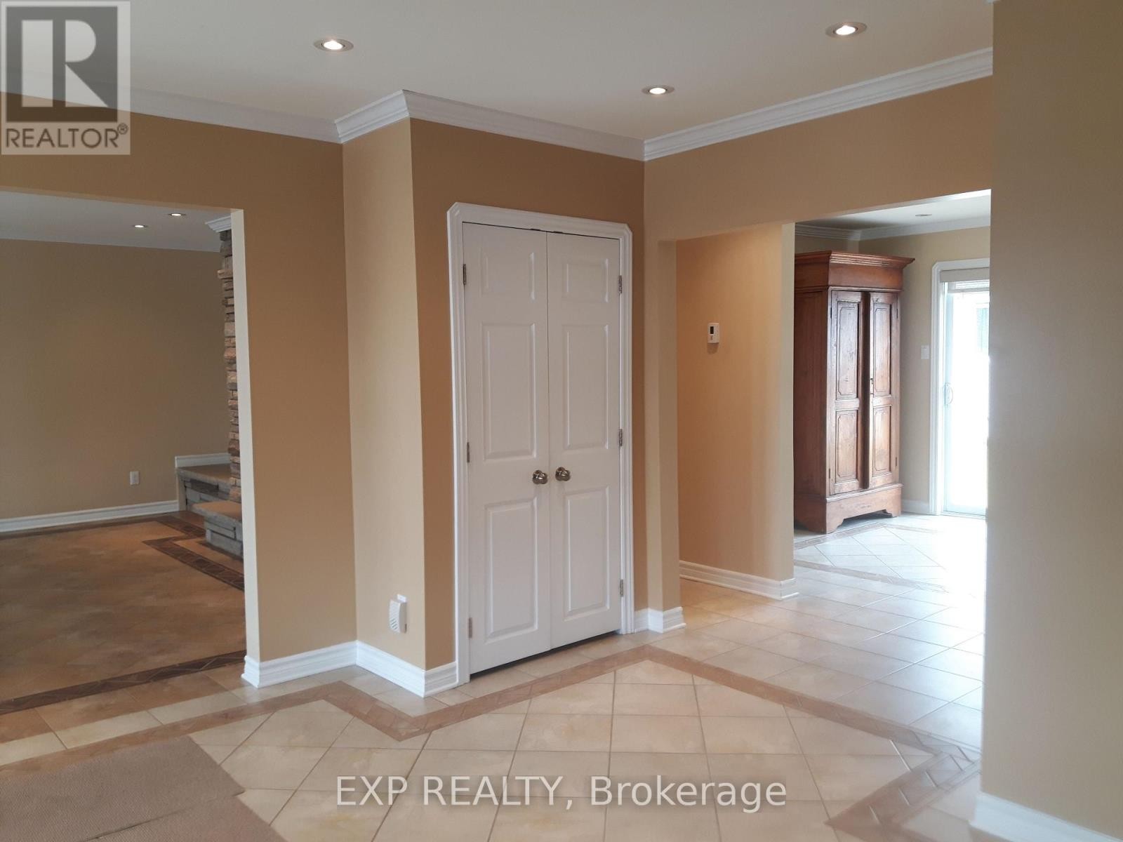 












88 CRAIG STREET

,
Russell,




Ontario
K4R1A6

