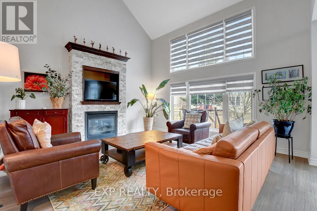 












228 HIDDEN MEADOW AVENUE

,
Ottawa,




Ontario
K1T0C2

