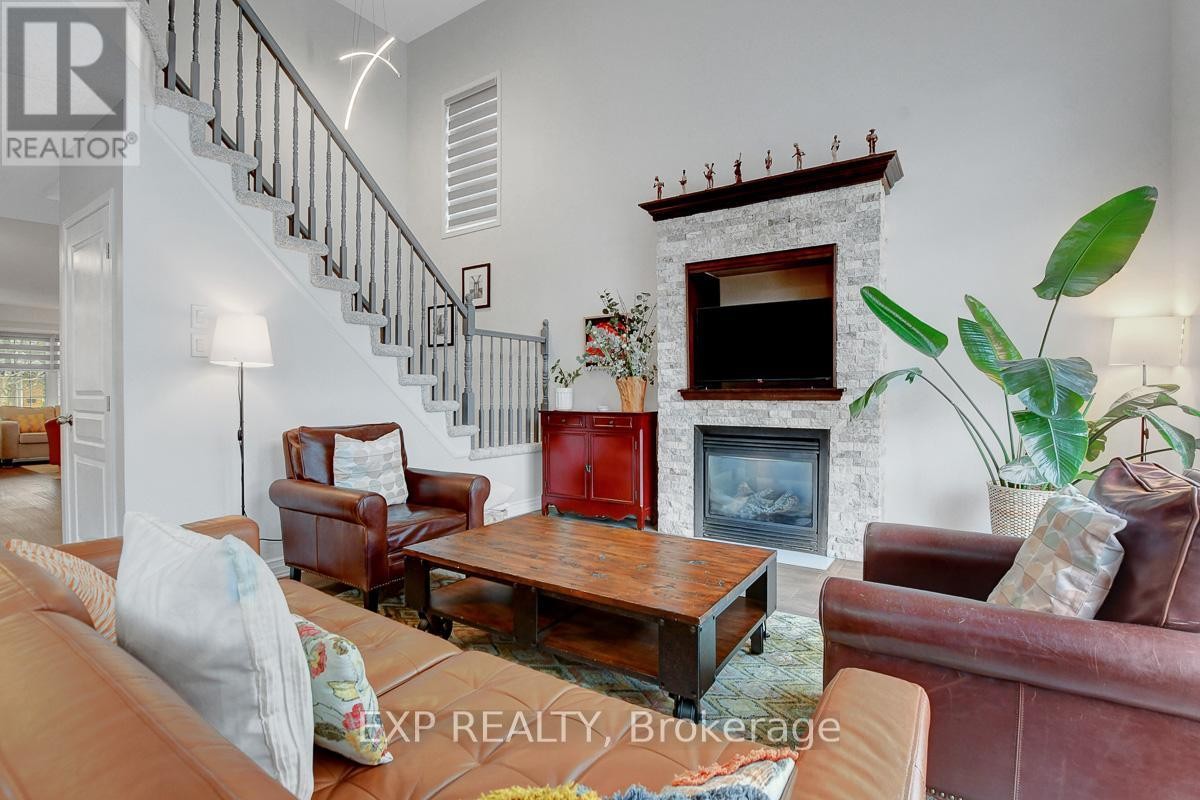 












228 HIDDEN MEADOW AVENUE

,
Ottawa,




Ontario
K1T0C2

