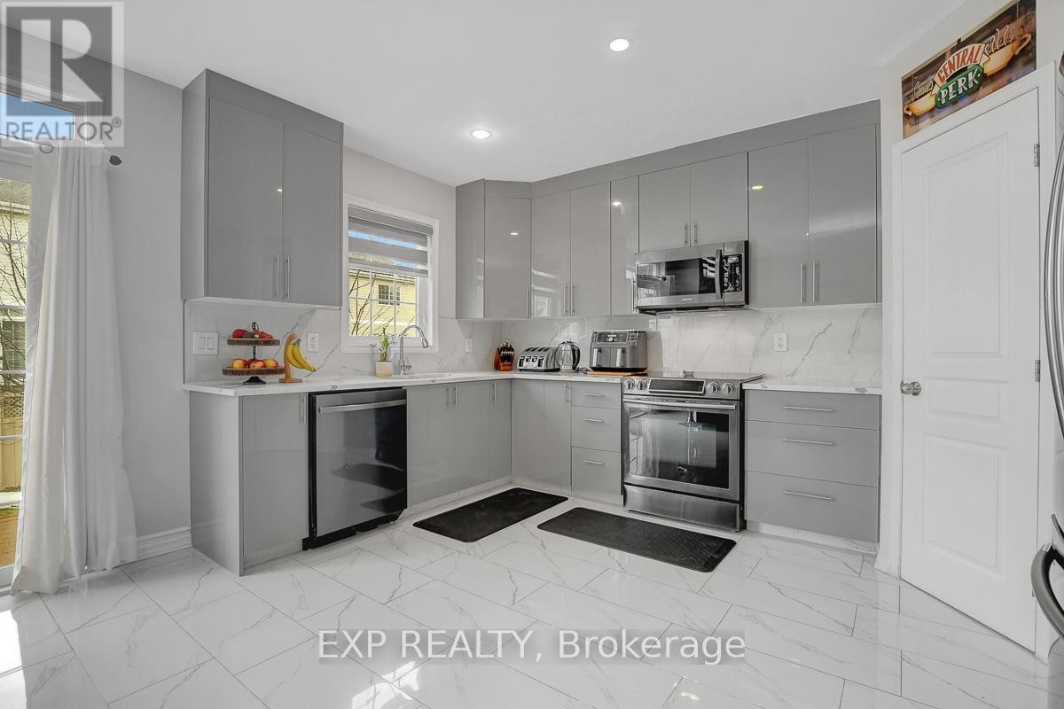 












228 HIDDEN MEADOW AVENUE

,
Ottawa,




Ontario
K1T0C2

