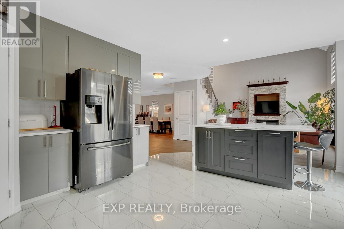 












228 HIDDEN MEADOW AVENUE

,
Ottawa,




Ontario
K1T0C2

