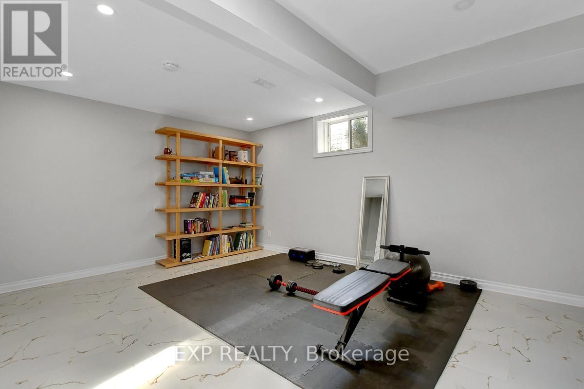 












228 HIDDEN MEADOW AVENUE

,
Ottawa,




Ontario
K1T0C2

