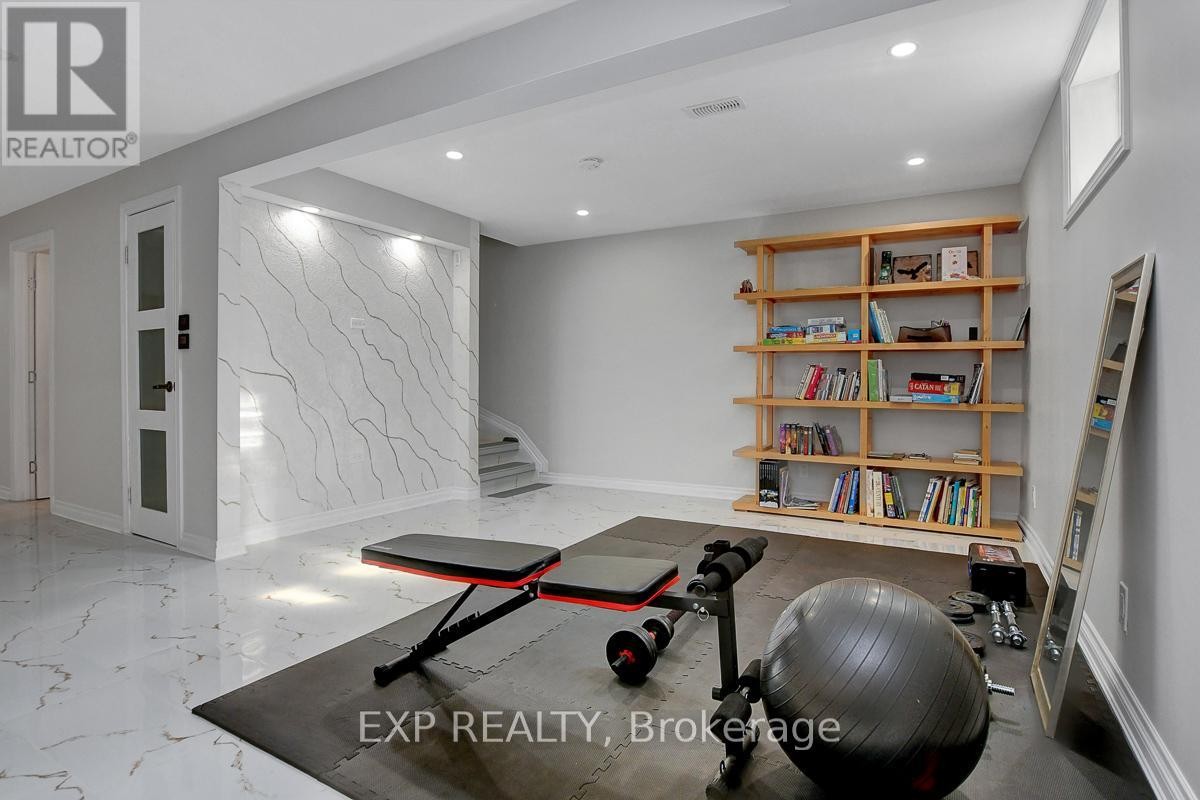 












228 HIDDEN MEADOW AVENUE

,
Ottawa,




Ontario
K1T0C2

