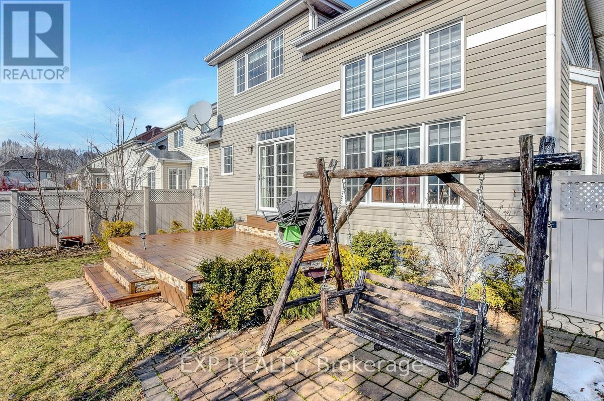 












228 HIDDEN MEADOW AVENUE

,
Ottawa,




Ontario
K1T0C2

