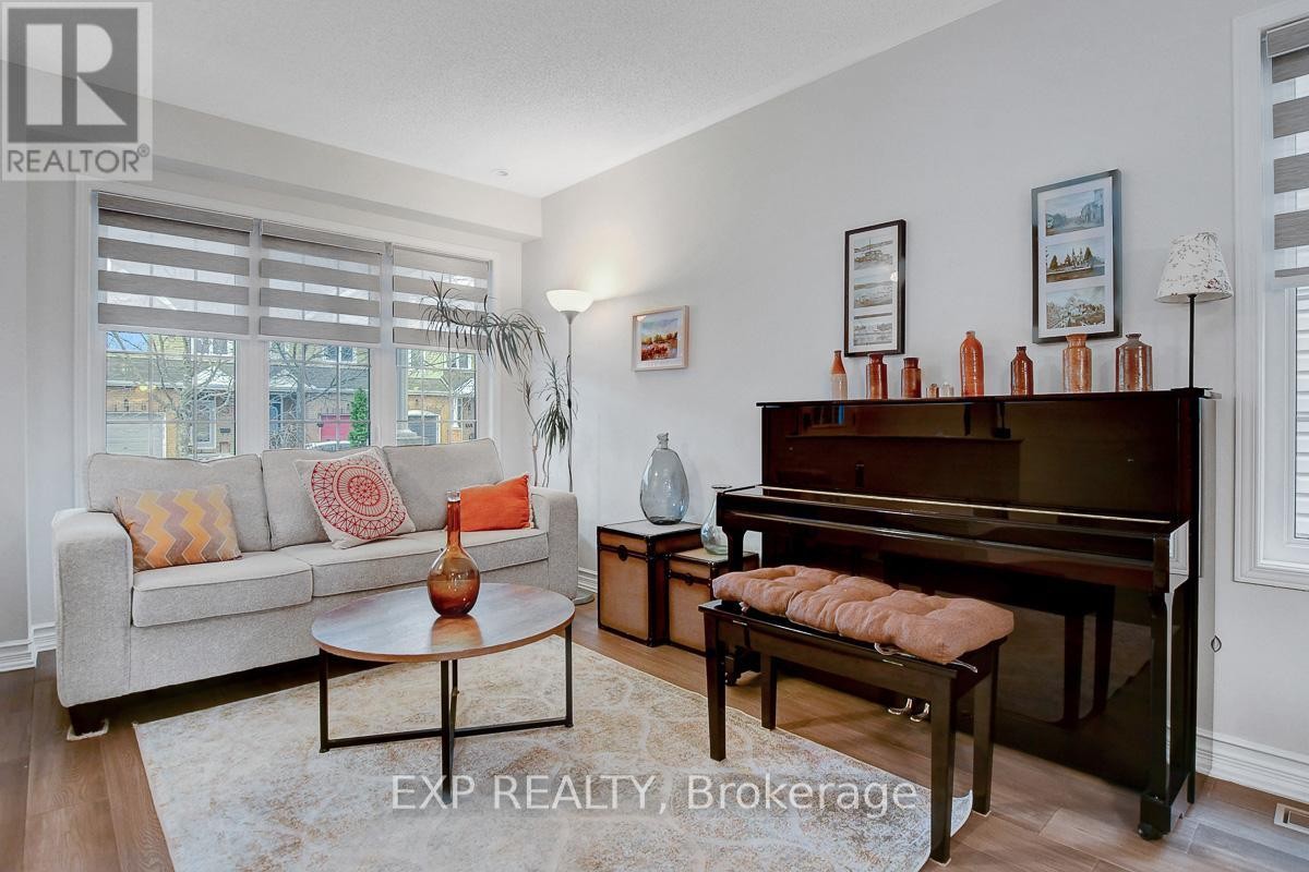 












228 HIDDEN MEADOW AVENUE

,
Ottawa,




Ontario
K1T0C2

