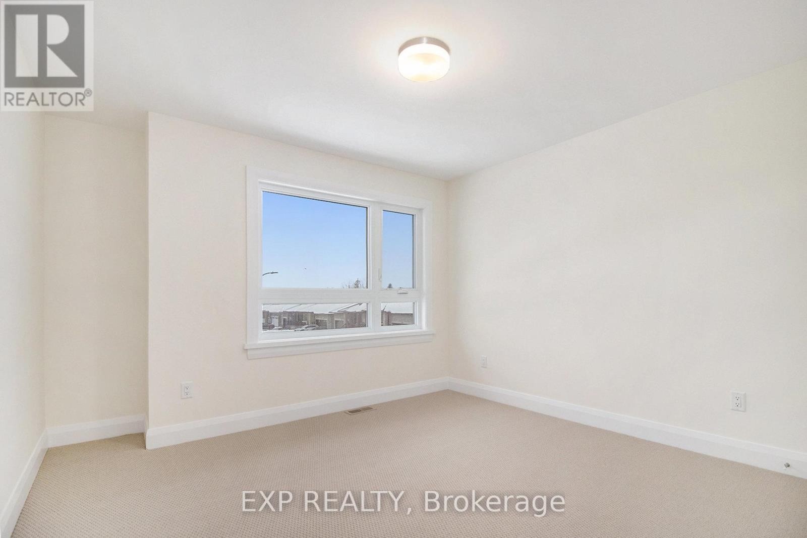 












167 O'DONOVAN DRIVE

,
Carleton Place,




Ontario
K7C0S2

