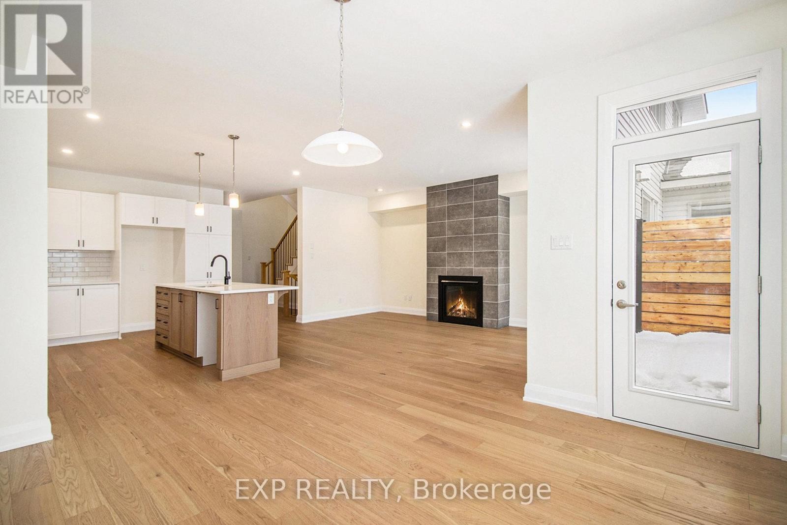 












167 O'DONOVAN DRIVE

,
Carleton Place,




Ontario
K7C0S2

