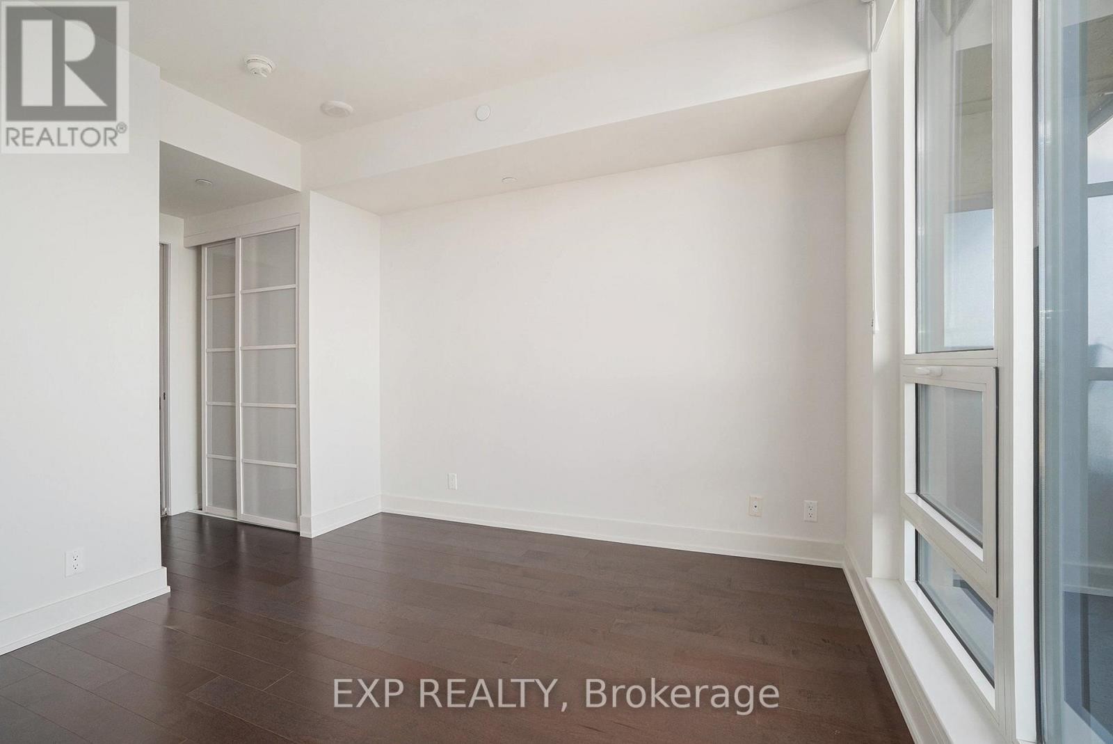 












2403 - 485 RICHMOND ROAD

,
Ottawa,




Ontario
K2A3W9

