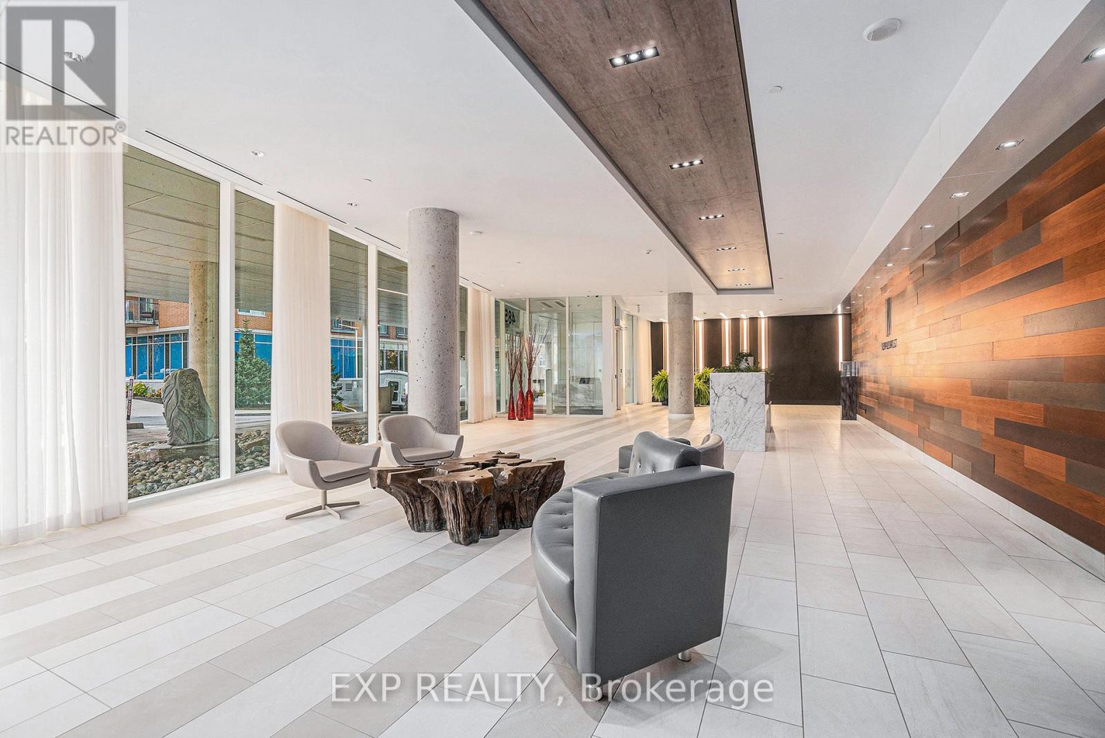 












2403 - 485 RICHMOND ROAD

,
Ottawa,




Ontario
K2A3W9

