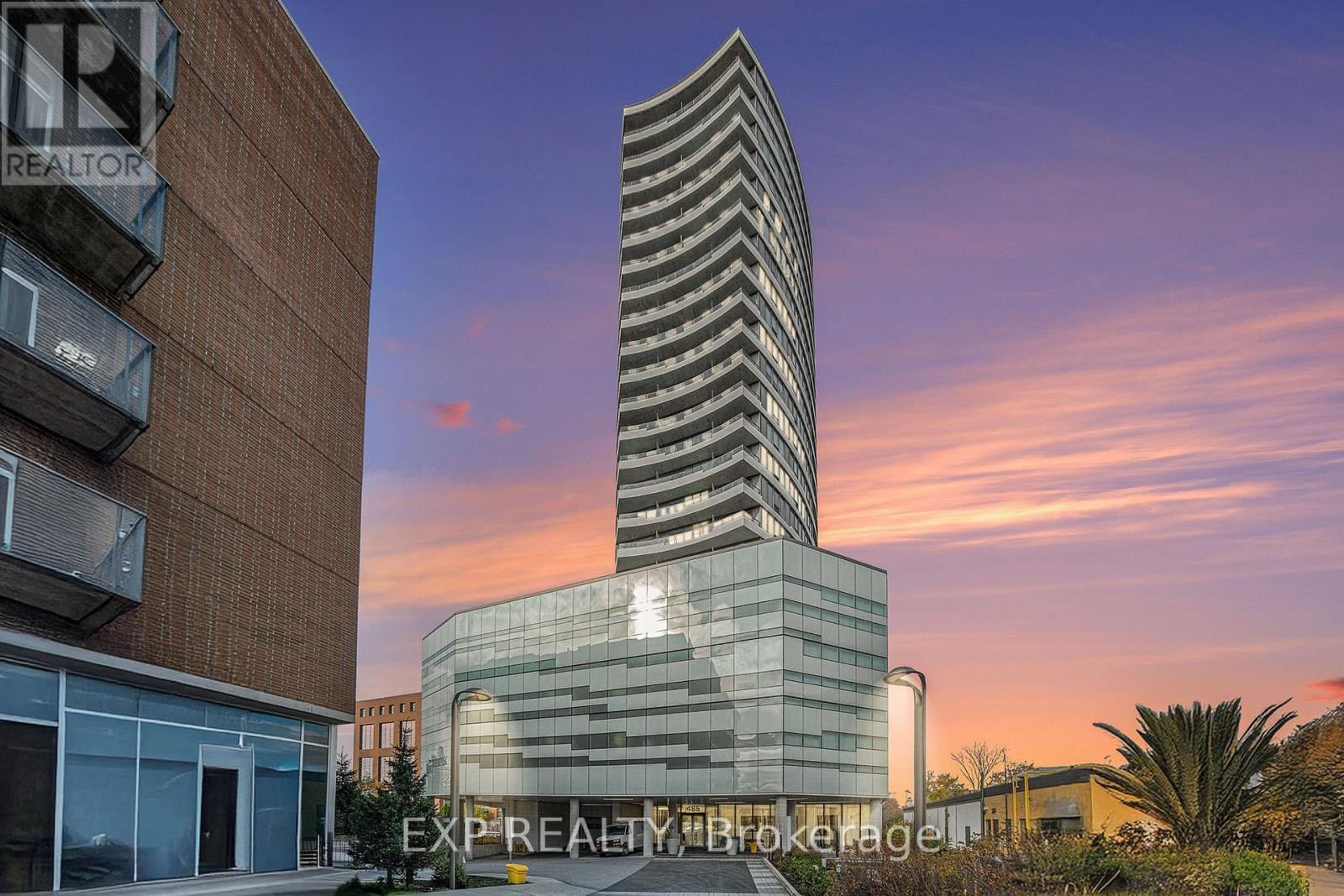 












2403 - 485 RICHMOND ROAD

,
Ottawa,




Ontario
K2A3W9

