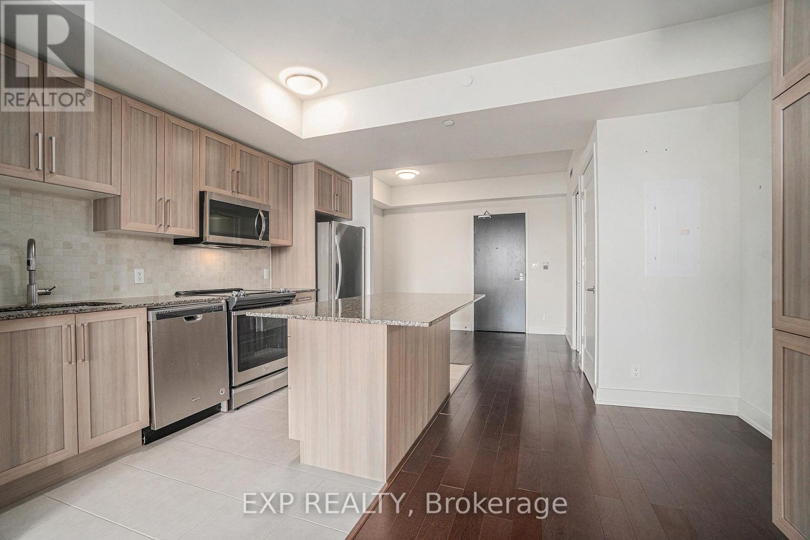 












2403 - 485 RICHMOND ROAD

,
Ottawa,




Ontario
K2A3W9

