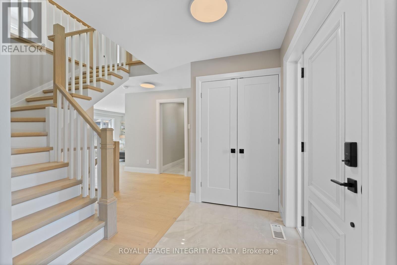 












3440 WOODROFFE AVENUE

,
Ottawa,




Ontario
K2J3Z8

