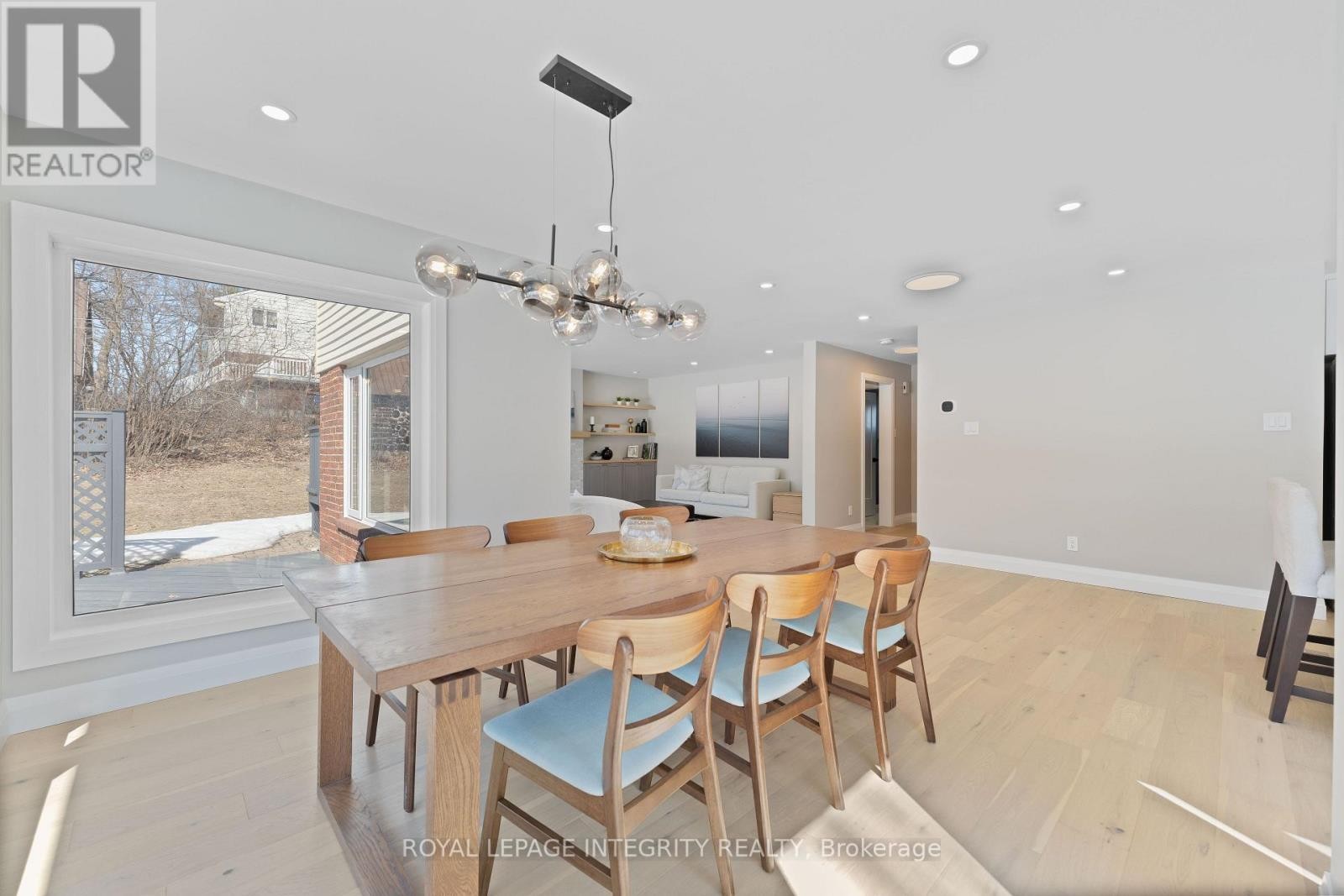 












3440 WOODROFFE AVENUE

,
Ottawa,




Ontario
K2J3Z8

