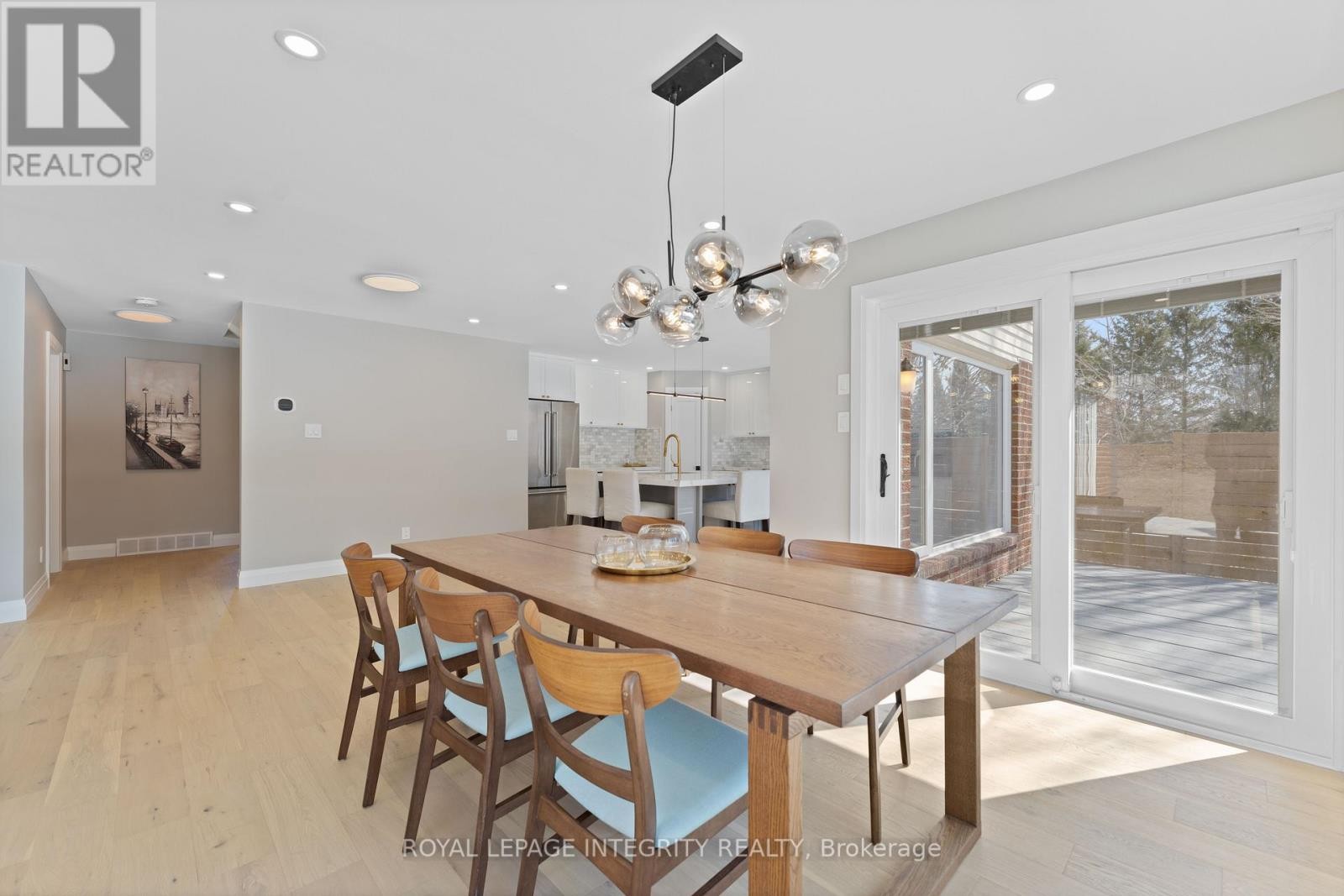 












3440 WOODROFFE AVENUE

,
Ottawa,




Ontario
K2J3Z8

