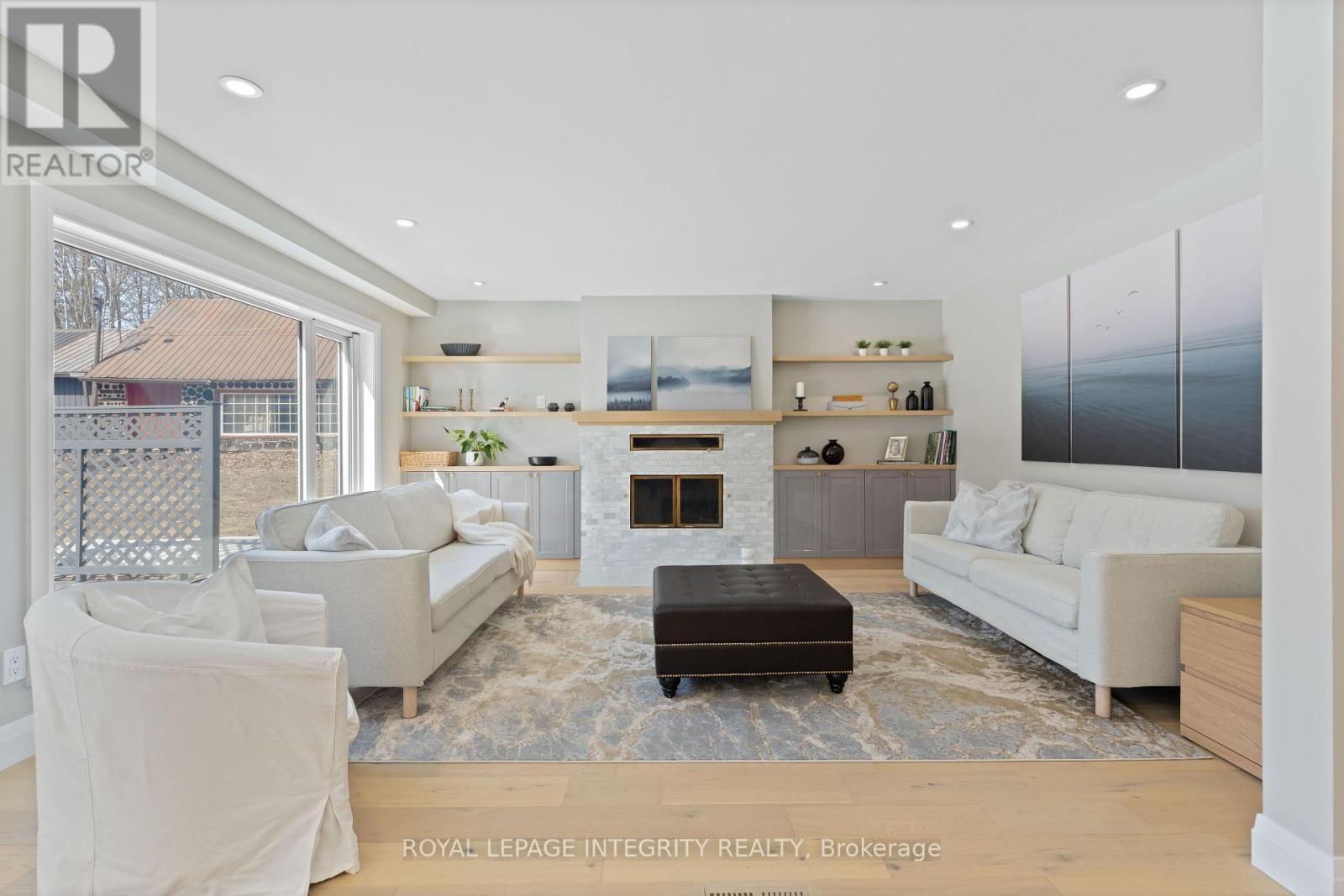 












3440 WOODROFFE AVENUE

,
Ottawa,




Ontario
K2J3Z8

