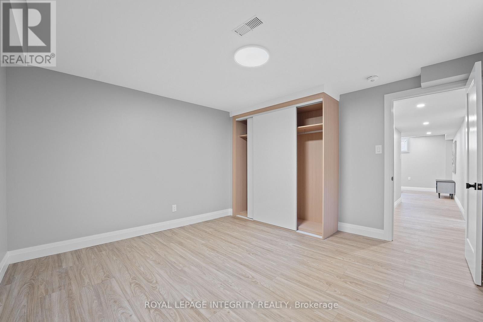 












3440 WOODROFFE AVENUE

,
Ottawa,




Ontario
K2J3Z8

