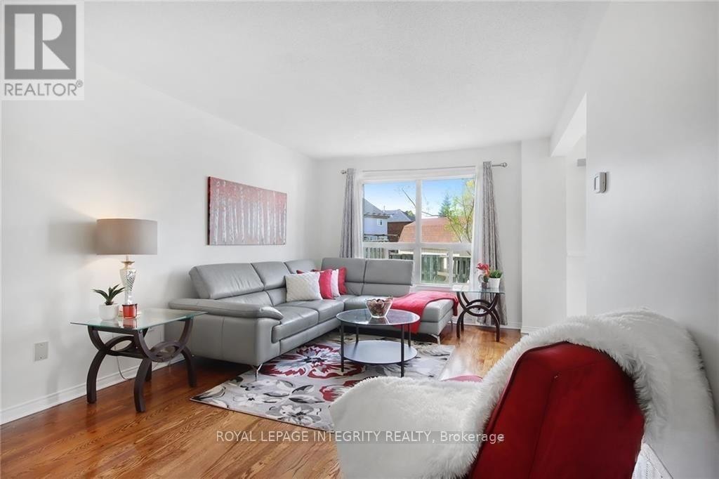 












77 DAVENTRY CRESCENT

,
Ottawa,




Ontario
K2J4M8

