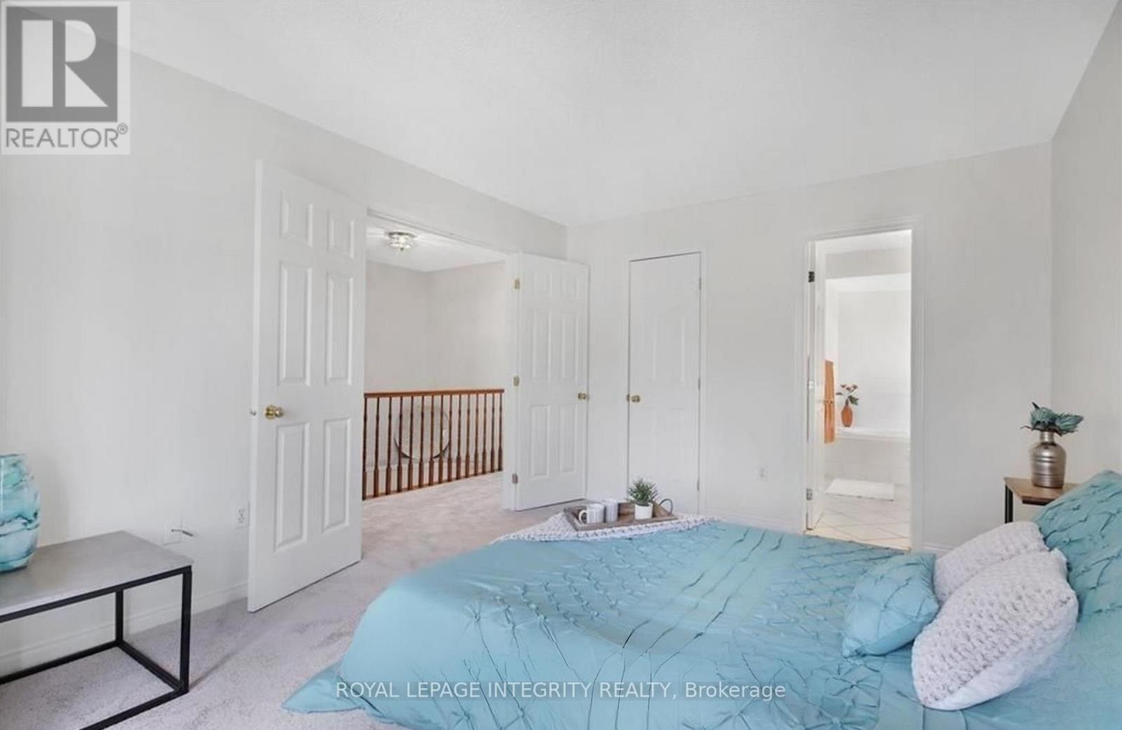 












77 DAVENTRY CRESCENT

,
Ottawa,




Ontario
K2J4M8

