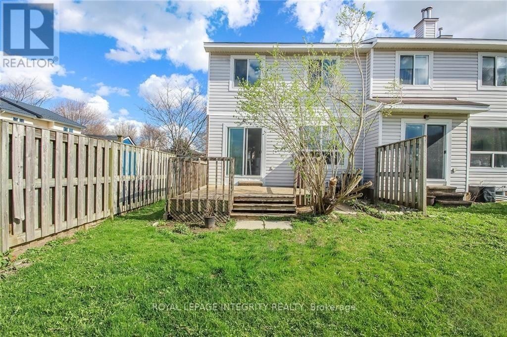 












77 DAVENTRY CRESCENT

,
Ottawa,




Ontario
K2J4M8

