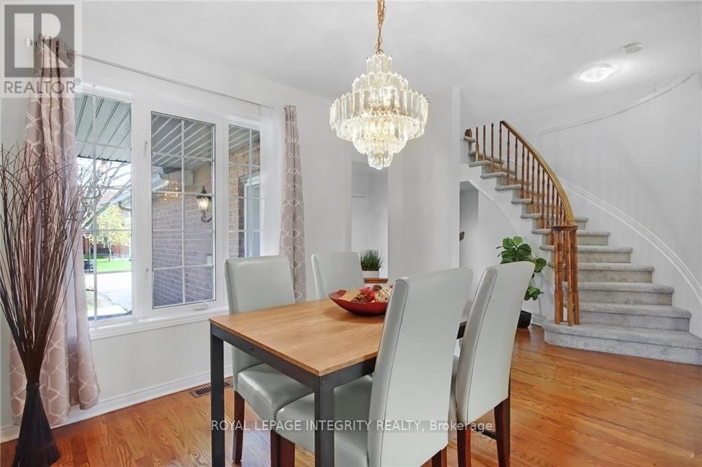 












77 DAVENTRY CRESCENT

,
Ottawa,




Ontario
K2J4M8

