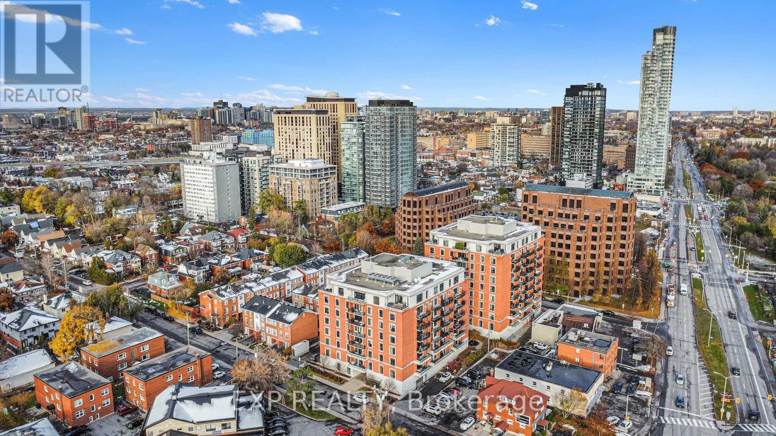 












403 - 327 BREEZEHILL AVENUE S

,
Ottawa,




Ontario
K1Y1R6

