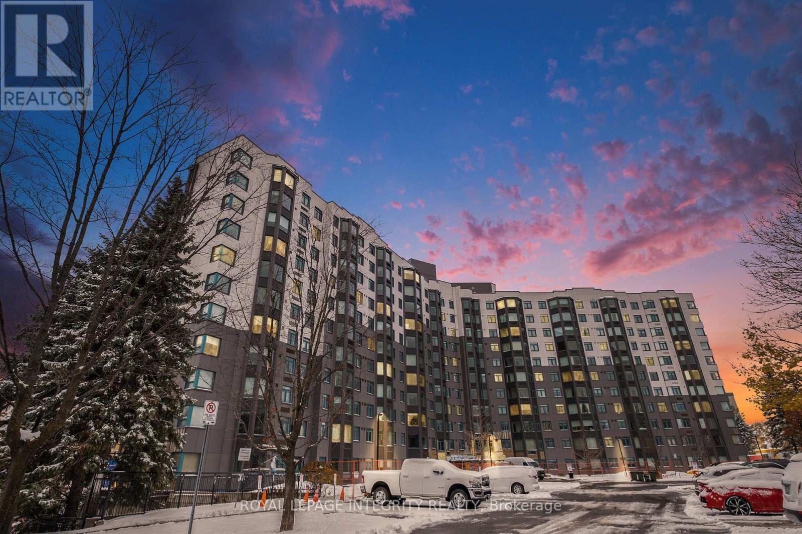 












210 - 1025 GRENON AVENUE

,
Ottawa,




Ontario
K2B8S5

