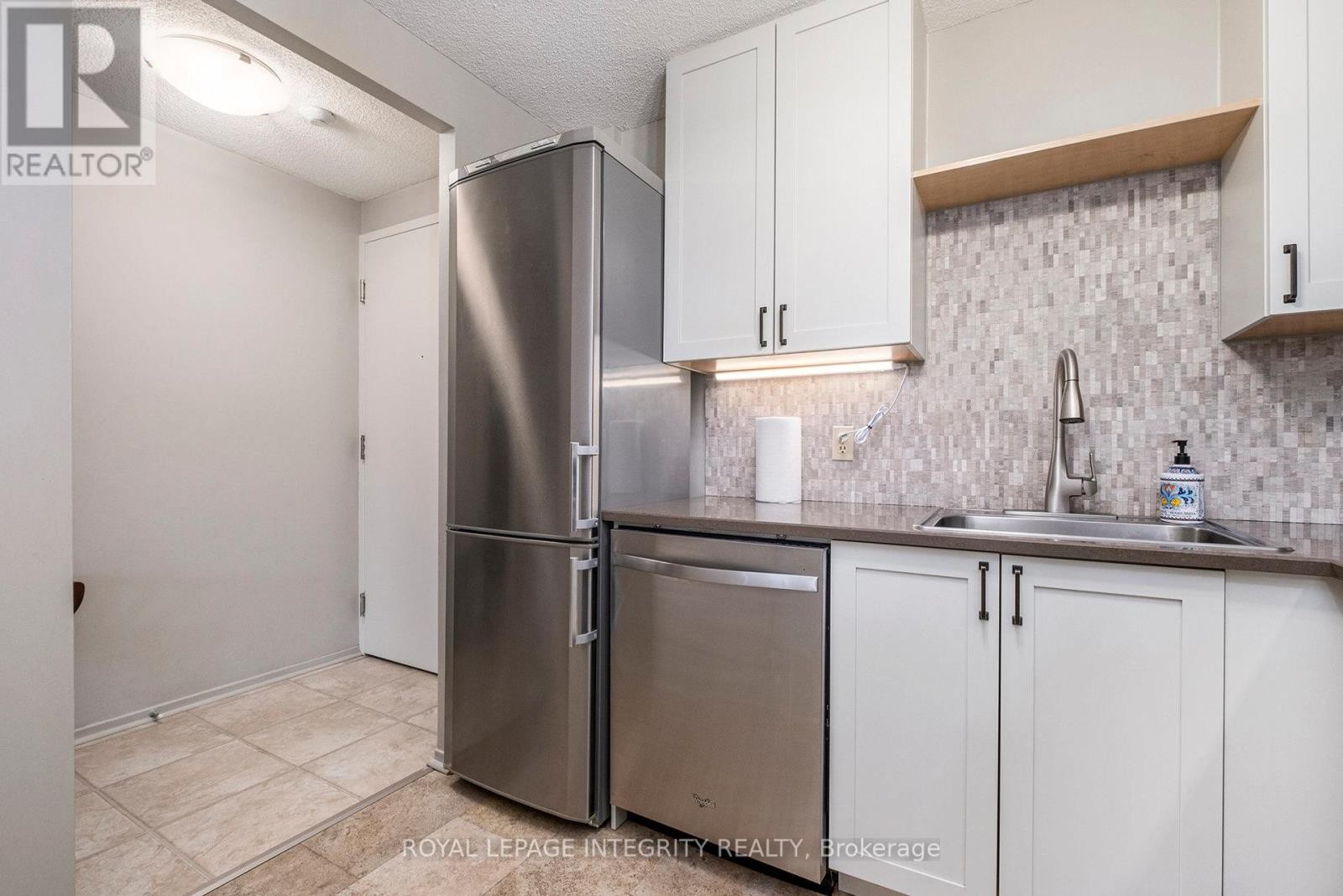 












210 - 1025 GRENON AVENUE

,
Ottawa,




Ontario
K2B8S5

