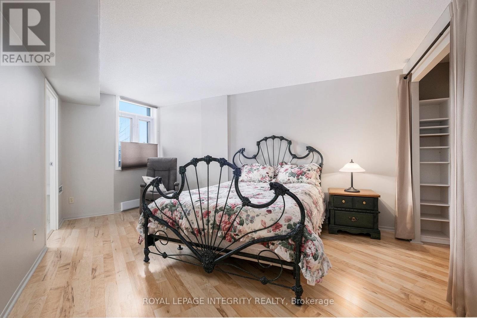 












210 - 1025 GRENON AVENUE

,
Ottawa,




Ontario
K2B8S5

