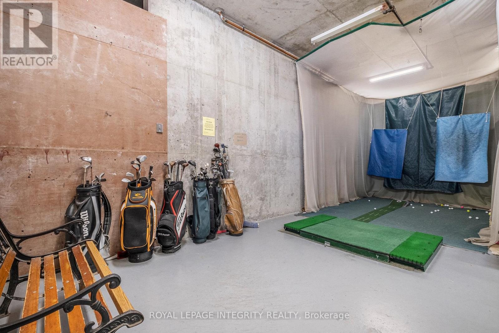 












210 - 1025 GRENON AVENUE

,
Ottawa,




Ontario
K2B8S5

