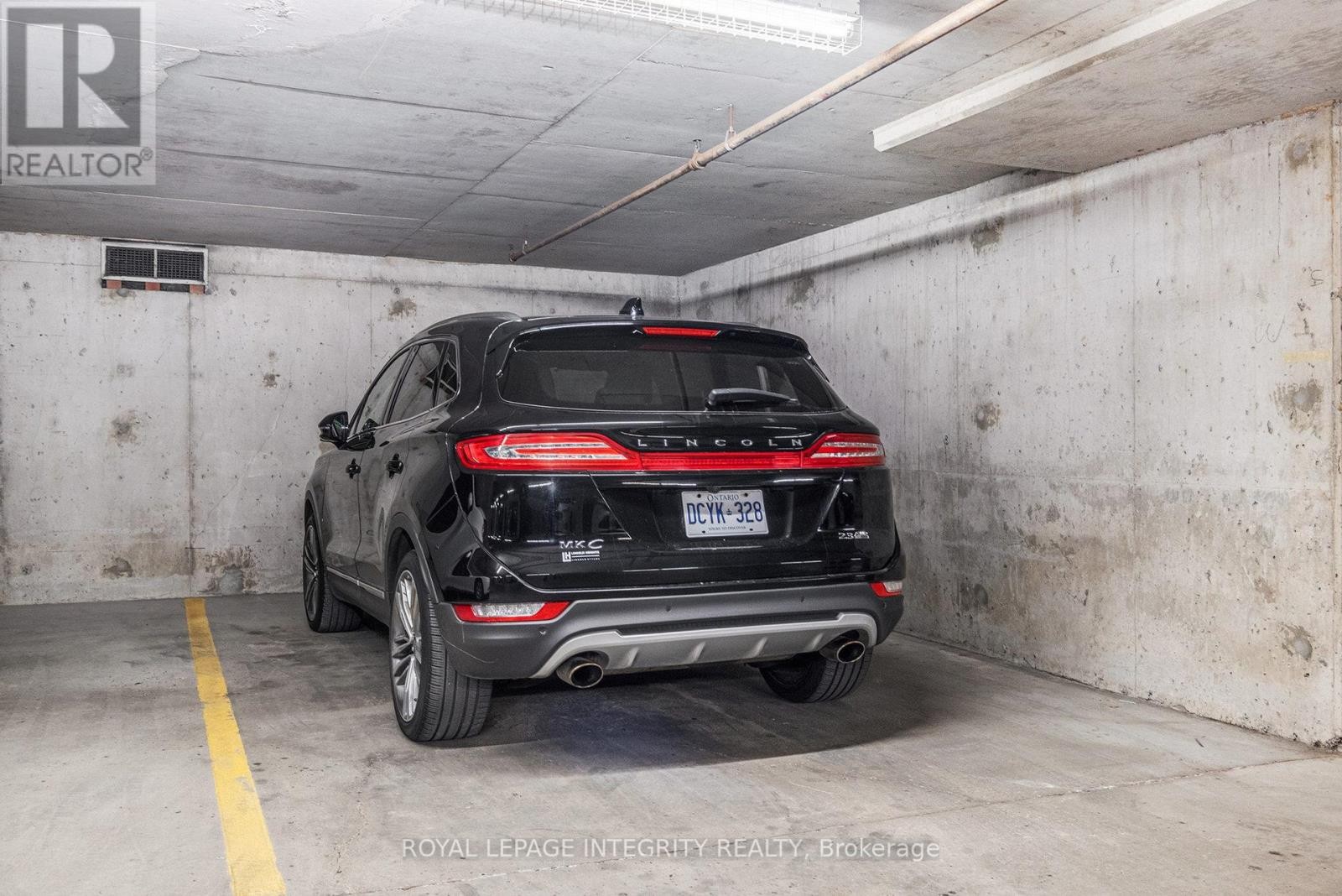 












210 - 1025 GRENON AVENUE

,
Ottawa,




Ontario
K2B8S5

