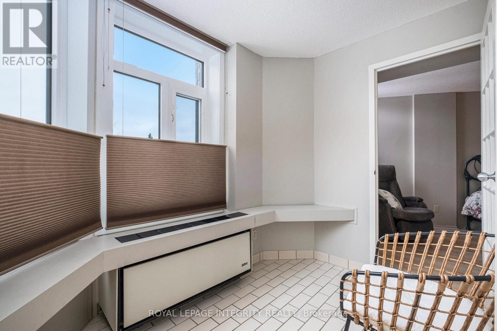 












210 - 1025 GRENON AVENUE

,
Ottawa,




Ontario
K2B8S5

