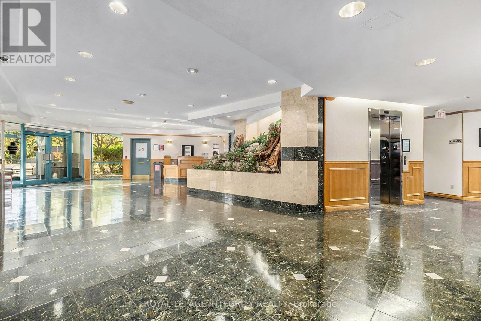 












210 - 1025 GRENON AVENUE

,
Ottawa,




Ontario
K2B8S5

