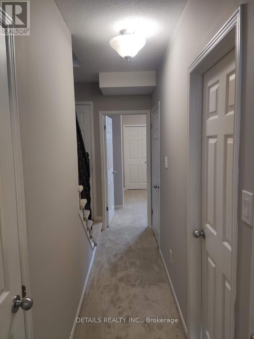 












149 WINDSWEPT PRIVATE

,
Ottawa,




Ontario
K1V0Z4

