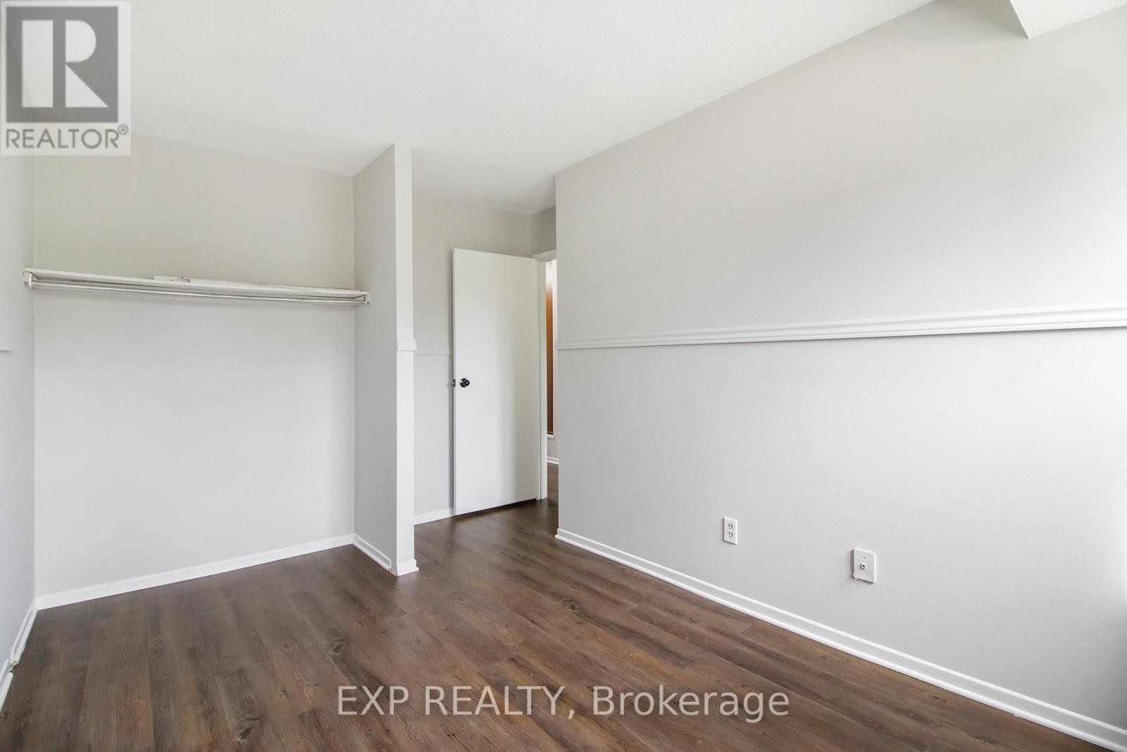 












1687 MEADOWBROOK ROAD

,
Ottawa,




Ontario
K1B4W6

