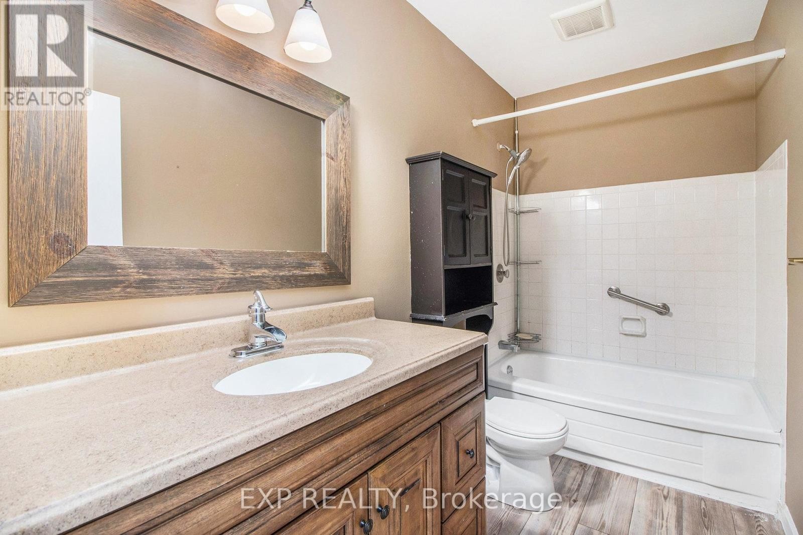 












1687 MEADOWBROOK ROAD

,
Ottawa,




Ontario
K1B4W6

