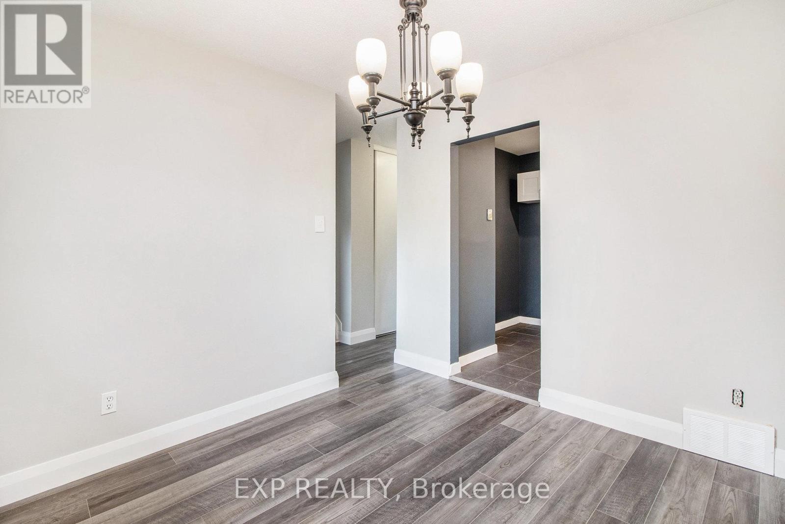 












1687 MEADOWBROOK ROAD

,
Ottawa,




Ontario
K1B4W6

