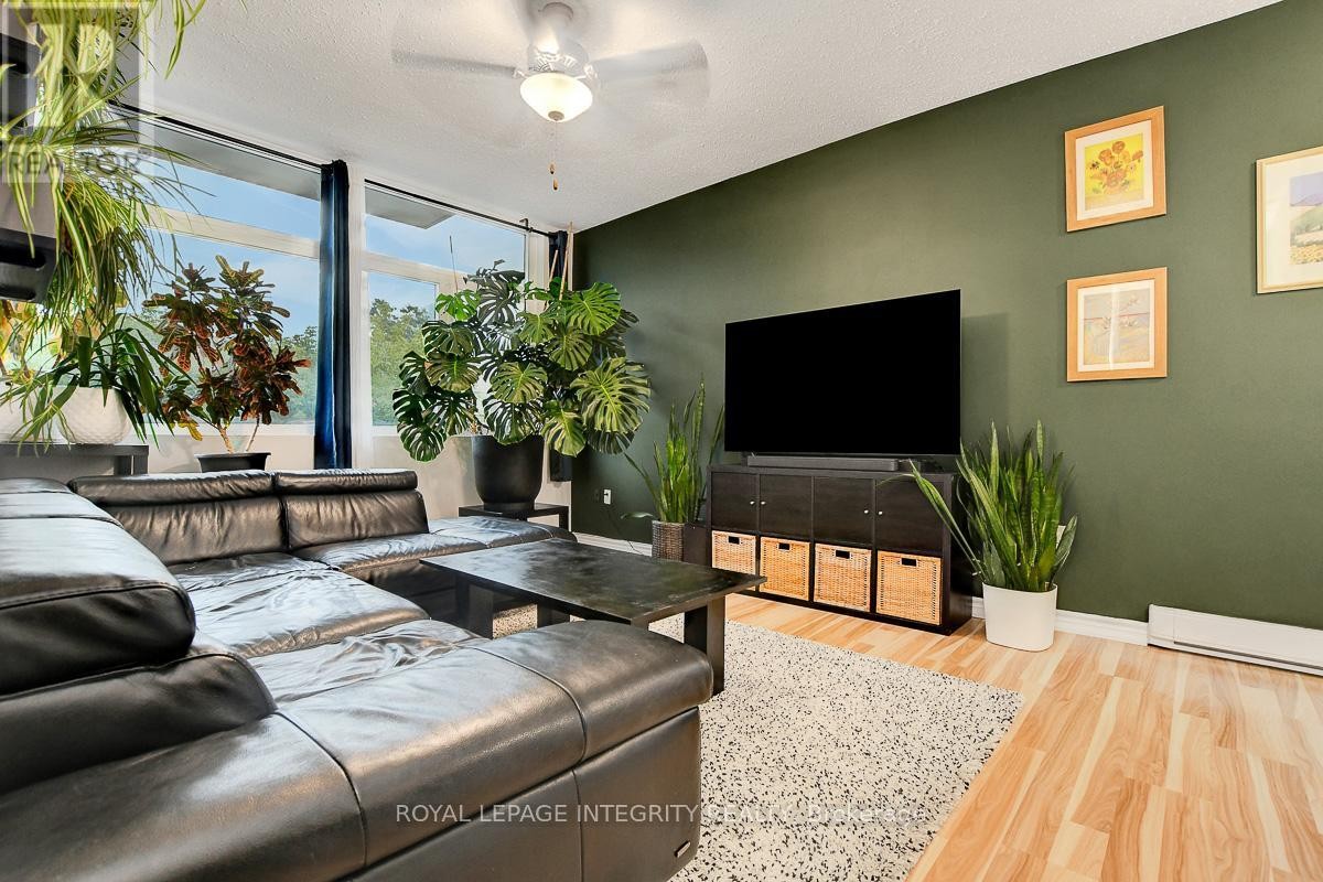 












107 - 2019 BANK STREET S

,
Ottawa,




Ontario
K1V0N1

