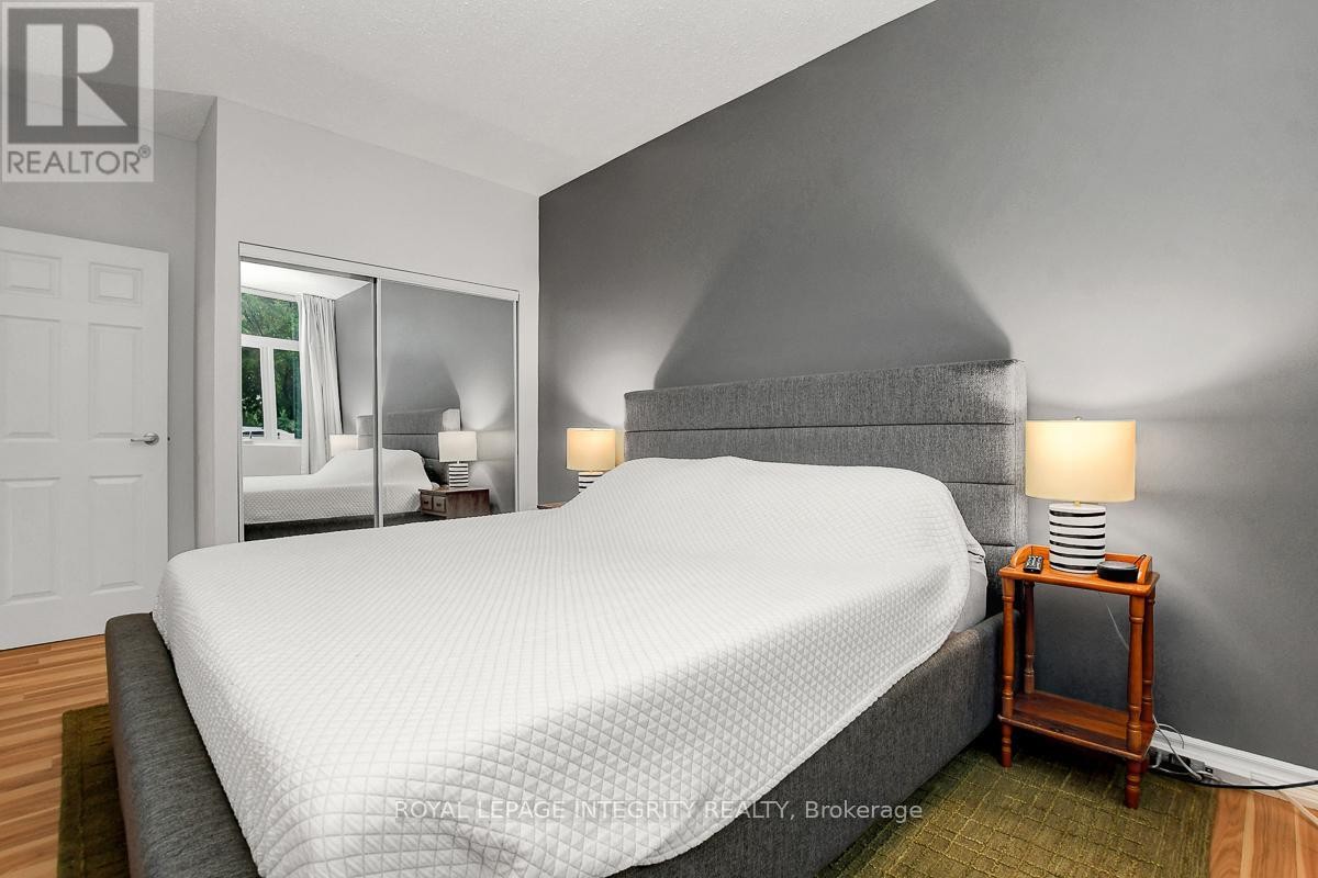 












107 - 2019 BANK STREET S

,
Ottawa,




Ontario
K1V0N1

