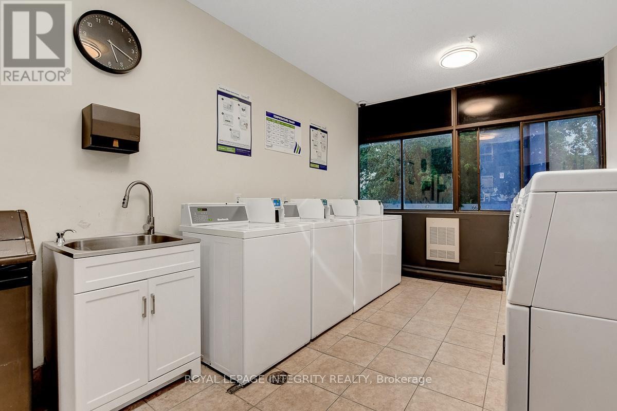 












107 - 2019 BANK STREET S

,
Ottawa,




Ontario
K1V0N1

