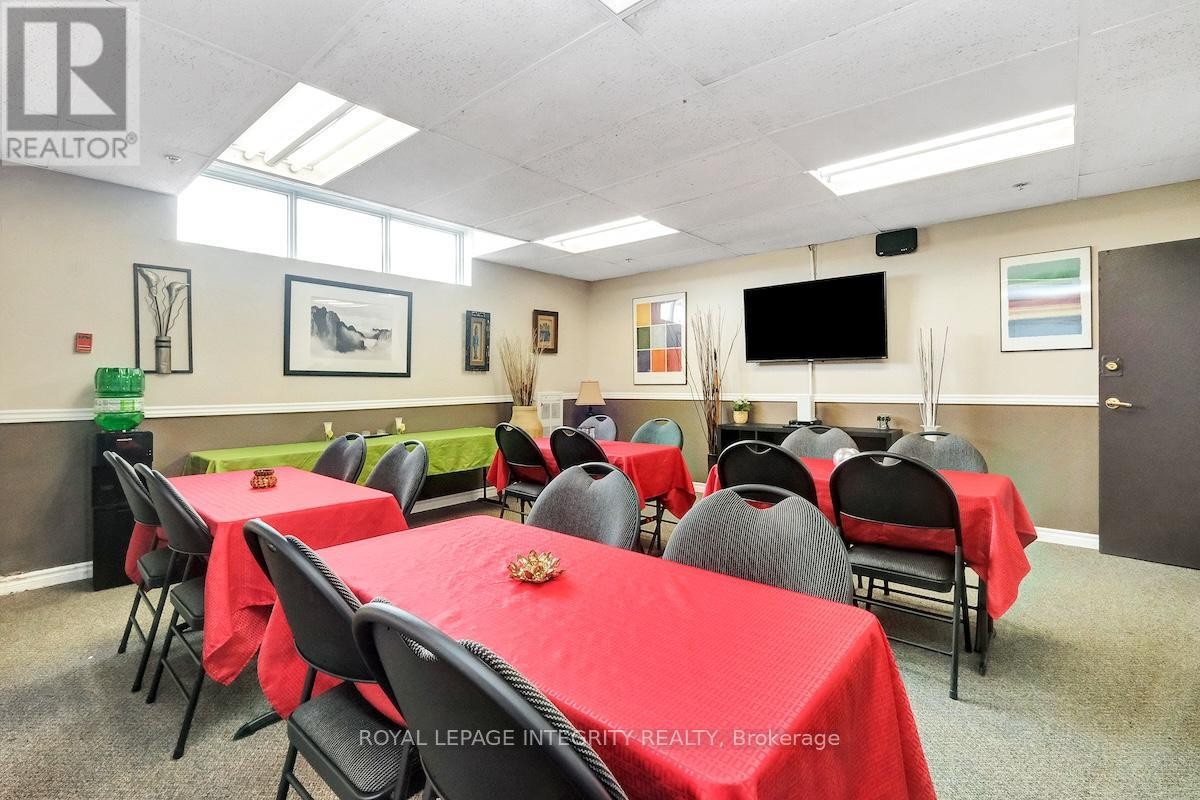 












107 - 2019 BANK STREET S

,
Ottawa,




Ontario
K1V0N1

