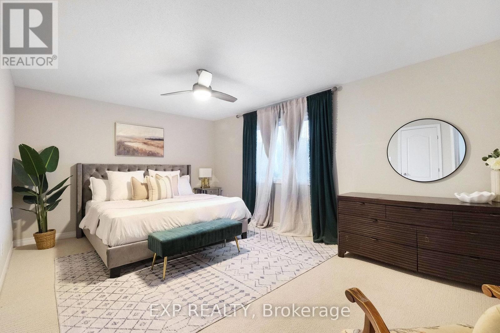 












34 AVONMORE CRESCENT

,
Ottawa,




Ontario
K2G6J7

