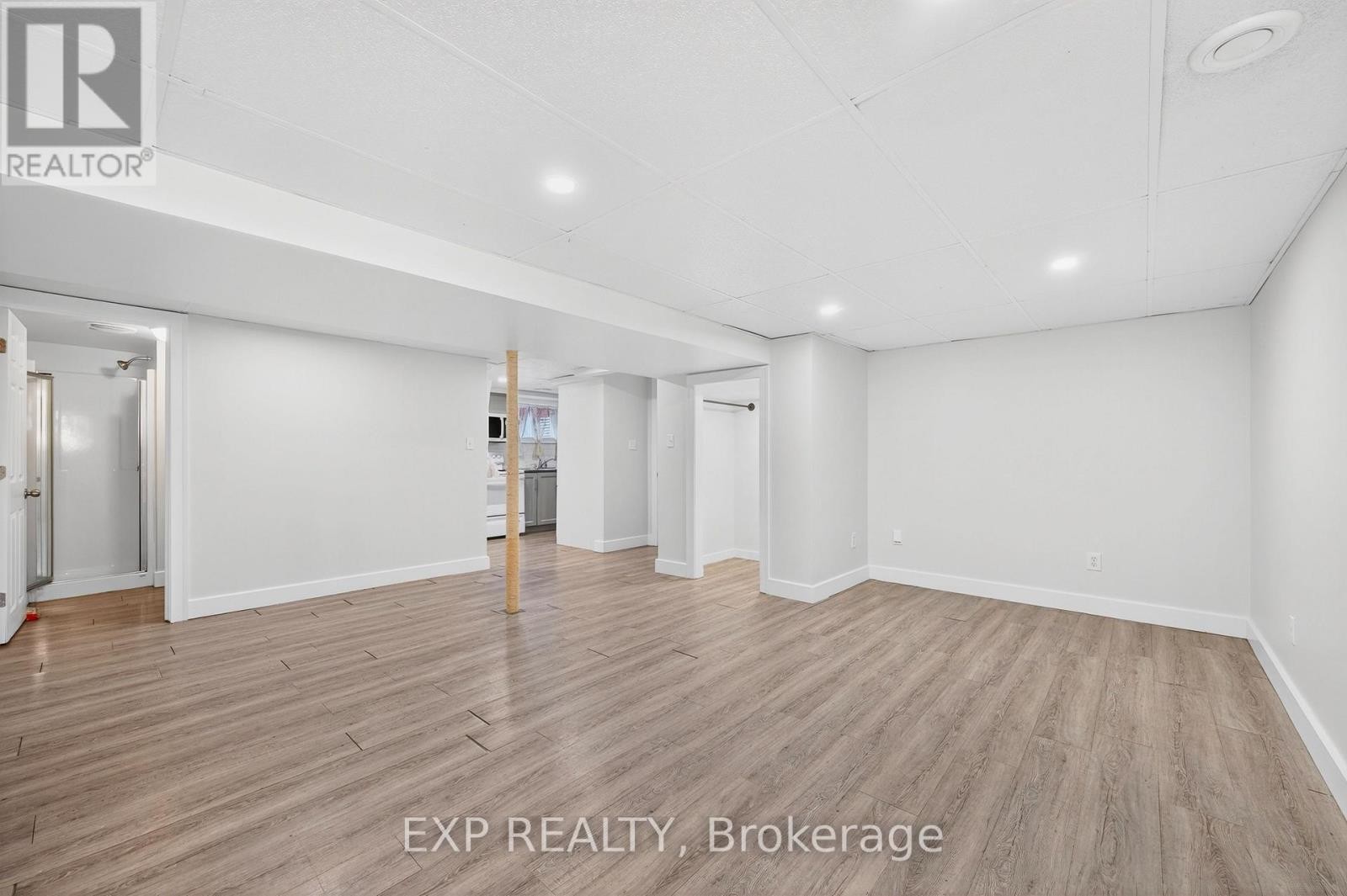 












1103 FRANCES STREET

,
Ottawa,




Ontario
K1K3L6

