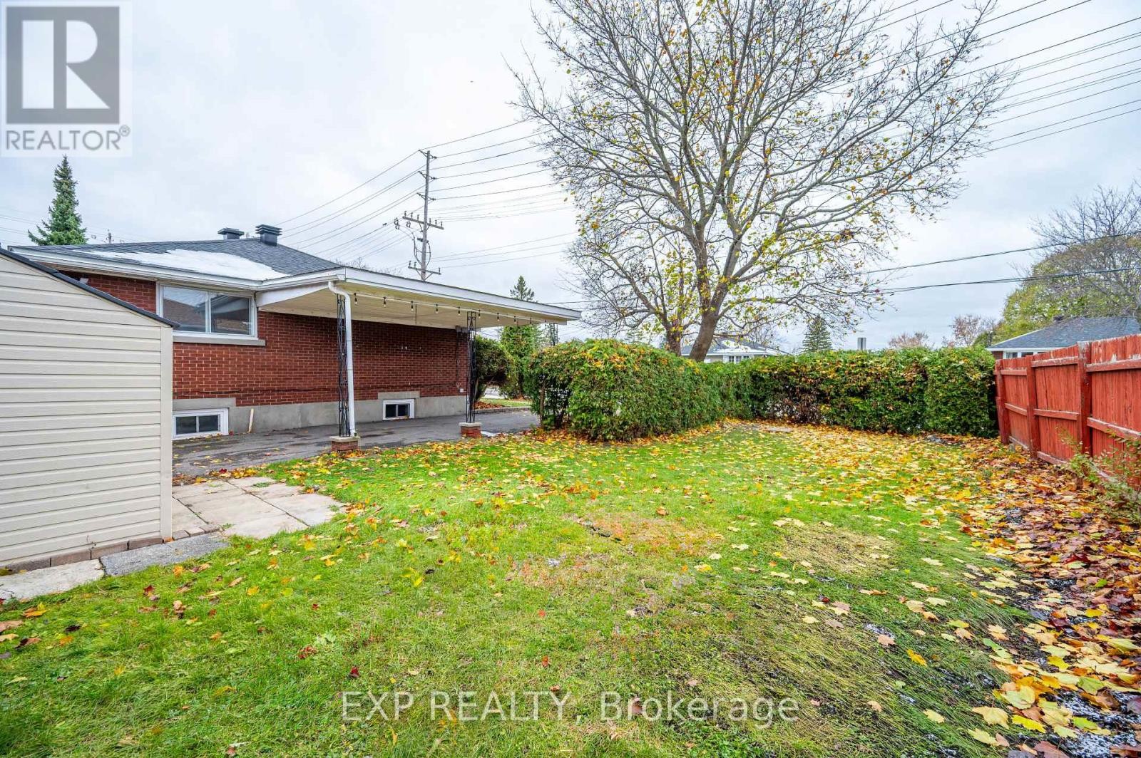 












1103 FRANCES STREET

,
Ottawa,




Ontario
K1K3L6


