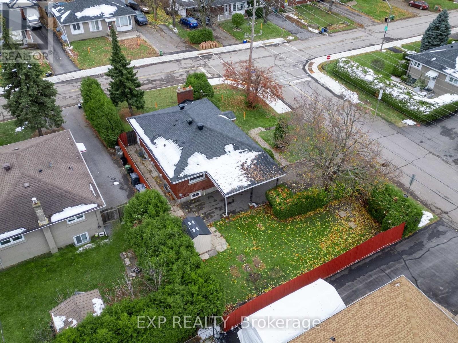 












1103 FRANCES STREET

,
Ottawa,




Ontario
K1K3L6

